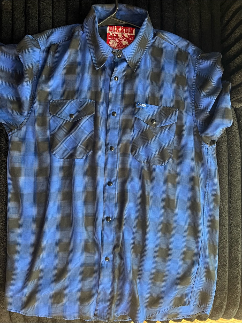 DIXXON Blue and Black Plaid Short-Sleeve Button-Down Shirt Large
